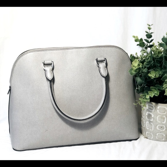 Michael Kors Bag - Picture 4 of 10